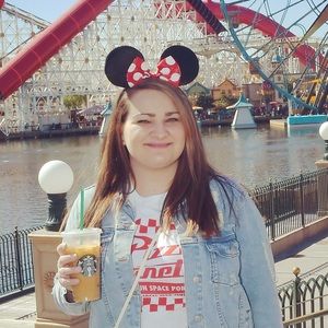 Meet your Posher, Alishia